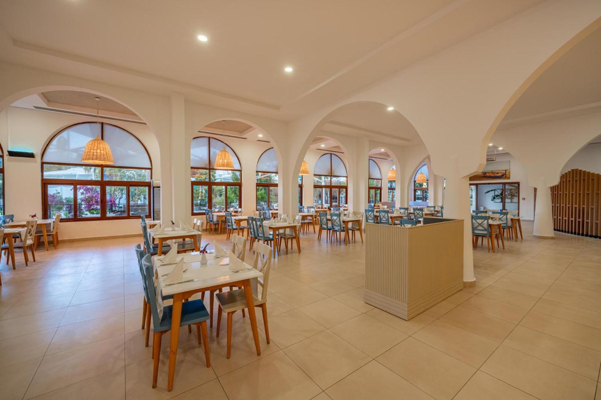 فندق لابراندا تي إم تي بودروم المظهر الخارجي الصورة The restaurant at the hotel